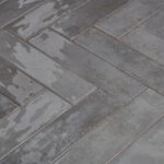 Wandtegel Nissel Grijs 7,5x30 | Sanimaster