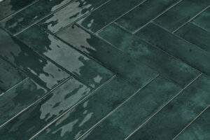 Wandtegel Nissel Emerald groen 7,5x30 | Sanimaster