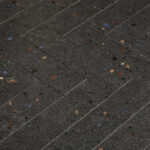 Wandtegel Terrazzo Mat Antraciet 7,5x30 | Sanimaster