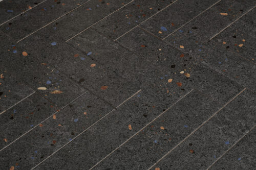 Wandtegel Terrazzo Mat Antraciet 7,5x30 | Sanimaster
